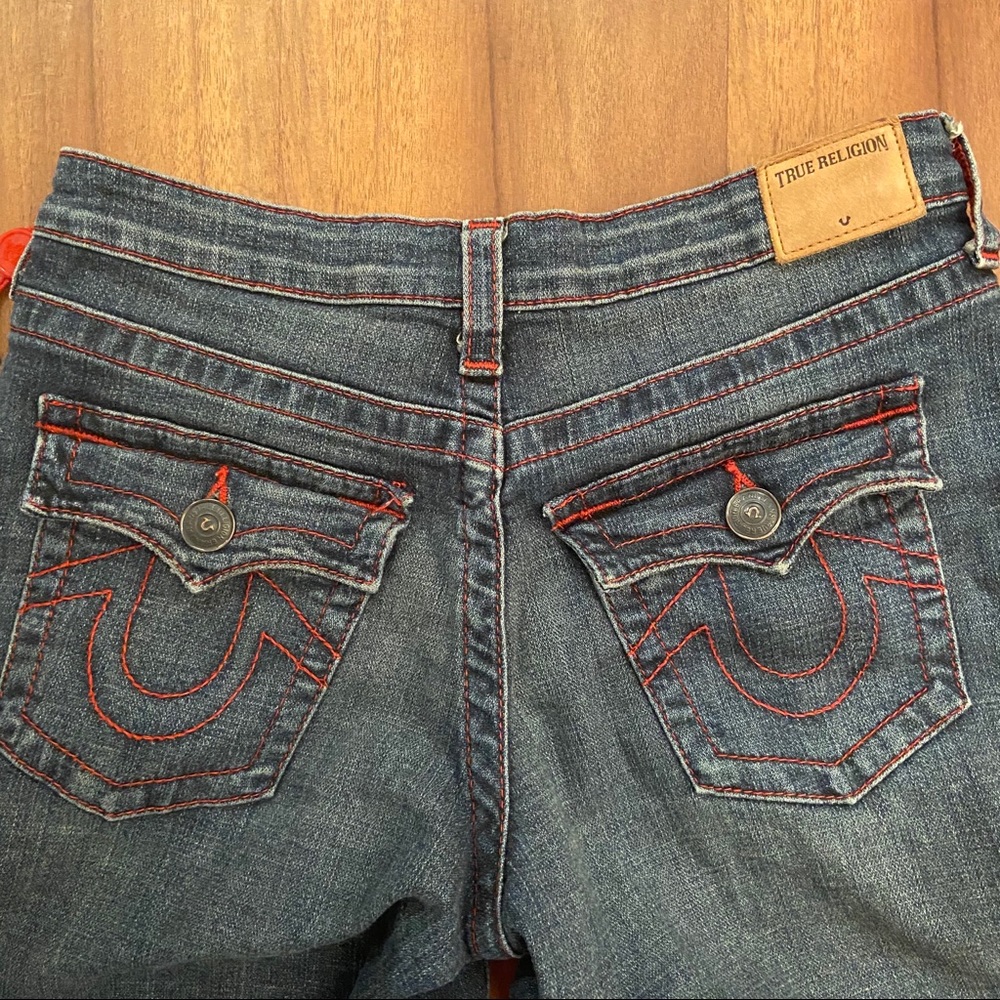 True Religion Shorts with red lining